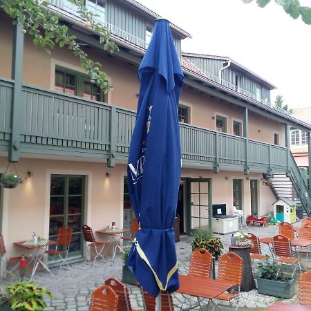 Отель Wirtshaus Sonnenhof Радебойль Экстерьер фото